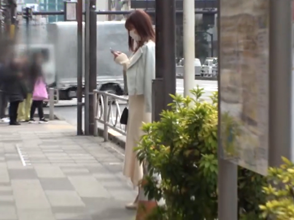 【元レースクイーン】『クリ責め最高～♡』スタイル抜群のヤリマン美女が待ち合わせで即エロモード！自慢の美ボディを駆使してアクセル全開のセックスレース！