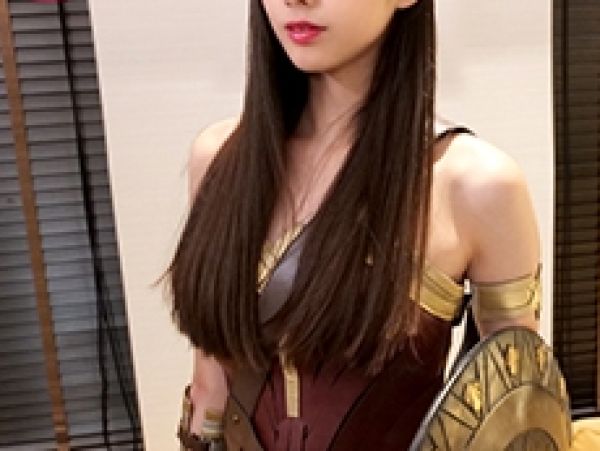 【芸能人コスプレイヤーの裏側】『撮影だけって言ったのに…』人気モデルが騙されて生ハメSEX！コスプレ姿から覗く美ボディがエロすぎる！カメラの前で見せる本気の喘ぎ声と敏感な反応がヤバい！！