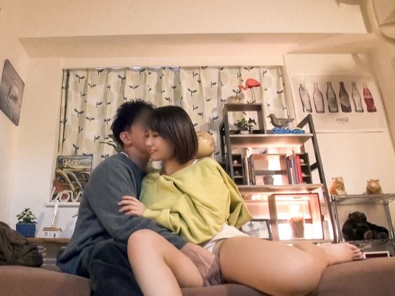 【神スタイル美女をゲット】『やだ…カメラ回ってるの？』ドデカ美乳スレンダー美女を密室に誘い、騎乗位で激しく腰振り！カメラの前で本気セックス！♡