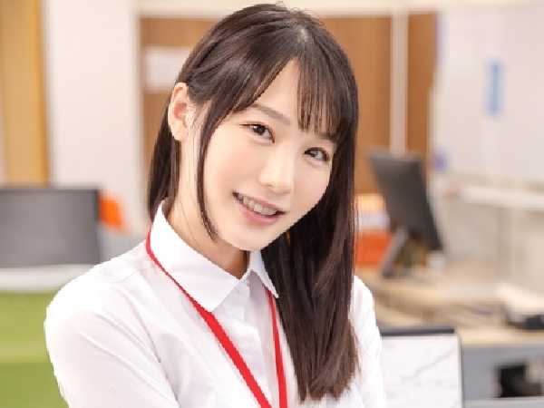 【オフィス不倫の禁断プレイ】「旦那じゃ満足できないの…」欲求不満な人妻が上司と社内で過激セックス♡ 仕事中も我慢できないドスケベ人妻の裏の顔！