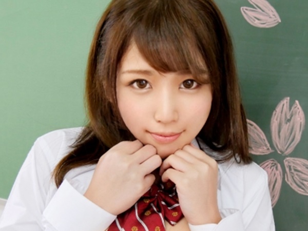 【禁断の恋】『先生、好きです…』純情女子校生が憧れの教師に想いを伝えるため、大胆なご奉仕セックス！制服姿で先生のチンポを愛おしそうに咥え、濡れたオマンコで激しくハメまくる！♡