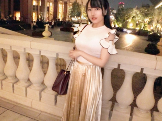 【巨乳美少女】ぷるるんおっぱいが激揺れ！キュートな喘ぎ声で男根に乱れる姿がエロすぎる！おマンコを激しく突かれ、快感に溺れる姿は必見！♡