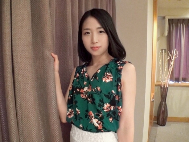 【美ボディお姉さんの淫乱騎乗位】『もっと奥まで…』スレンダー美人が腰を振りまくり！キレイなカラダをくねらせ、チンコに激しく乱れる姿がエロすぎる！！♡