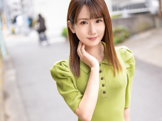 【スレンダー美少女の自宅訪問】めちゃカワ素人娘が男性宅で大胆に！細身ボディを絡ませ、濃厚なセックスで悶える姿は必見♡