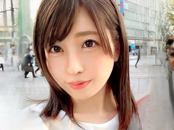 【軟体女子大生とハメ撮り】即イキ敏感ボディのパイパン美少女！プリケツ美尻をガッツリ掴んで深挿しピストン、立ちバックで激しく突く！♡