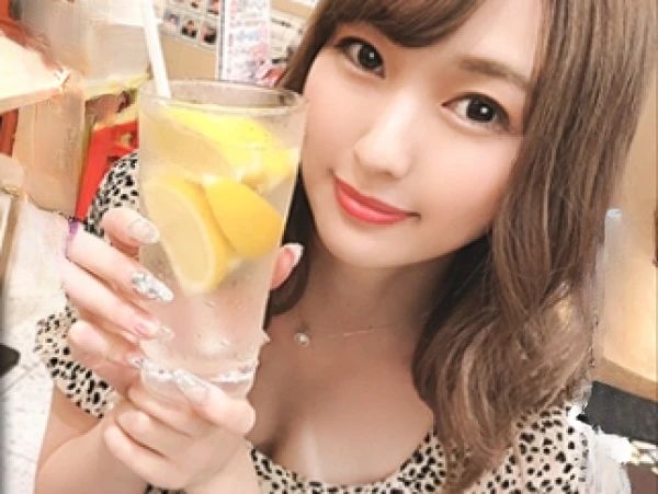 【ナンパ成功!】肉食系無職ギャルをゲット!デカチンで激しく突き上げ、イキ狂う姿がエロすぎる!ギャルの本能むき出しセックス!♡