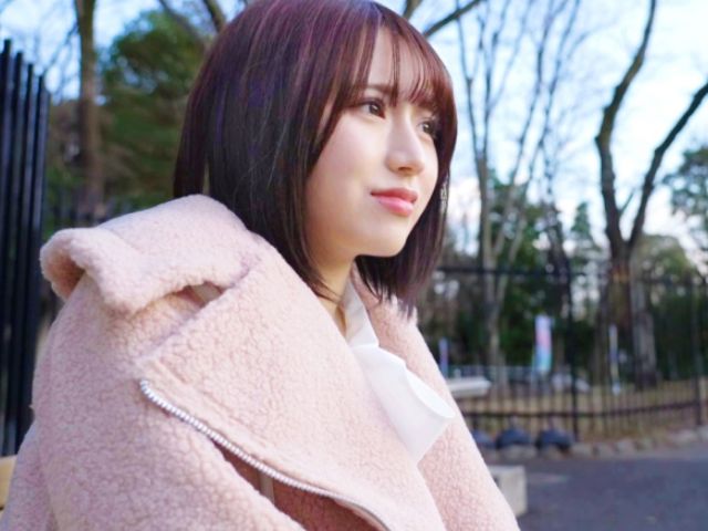 【清楚系JDの激エロデビュー】アナウンサー志望の真面目女子、乳首が超敏感！？ 夢を追いながら、エッチな本性さらけ出しちゃう！ 清楚な見た目とのギャップがヤバい！ｗ