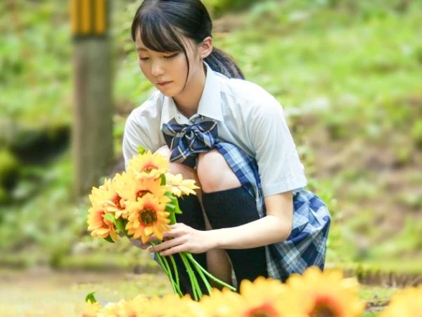 【幼馴染の危険な取引】『やだ…でも気持ちいい…』大切な友達を守るため、汚いオッサンに拘束され、快楽調教される汗だくセックス！「オマ○コ気持ちいい」と喘ぐ姿がエロすぎる！♡