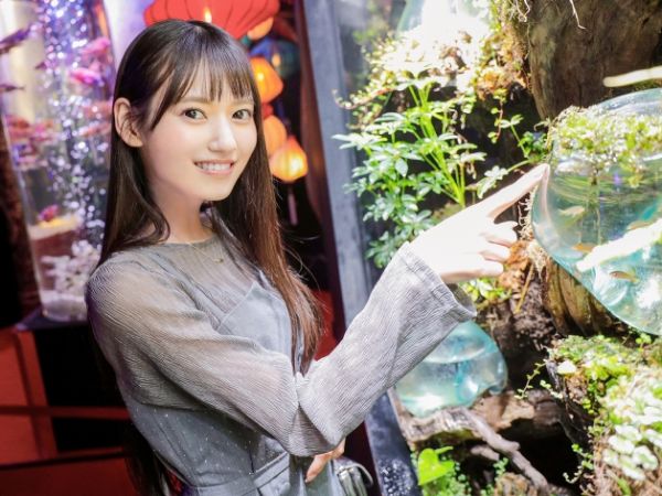 【八掛うみ】貧乳ちっぱいな華奢ボディ美少女と朝まで過ごす高級デートクラブ！ホテインハメ撮りで無毛マンコとパコハメ性交